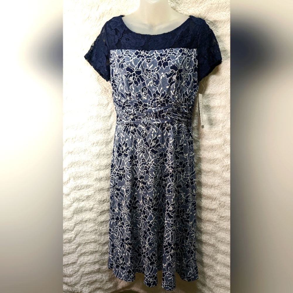 🆕 PERCEPTIONS Navy Blue & White Lace DRESS Sz S Short sleeve Long